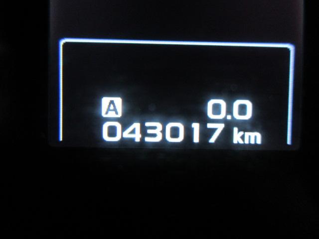 レヴォーグ １．６ＧＴ　ＥｙｅＳｉｇｈｔ　　メモリ地デジナビ　ドラレコ　ＥＴＣ　バックカメラ　　電動パーキングブレーキ　ヒルホールド　ＶＤＣ　アイドリングストップ　マルチファンクションディスプレイ　オートライト　パドルシフト　ＵＳＢ電源　オートエアコン（53枚目）