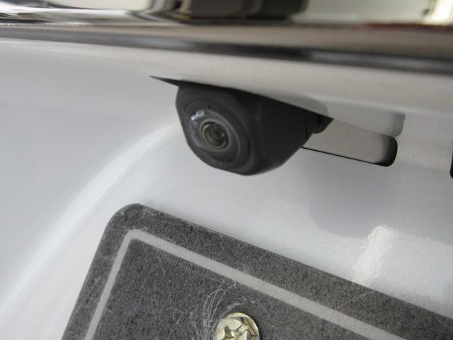 バックカメラ装備見えない後ろも、視認を確保