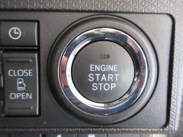 キーレスアクセス&プッシュスタート 鞄やポケットに、アクセスキーを収納したまま、エンジンをかけることが出来ます。本当に便利ですね