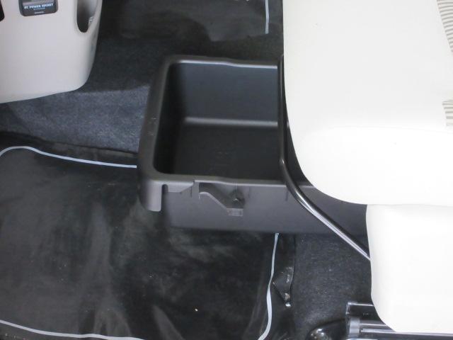 ����ȃV�[�g���ɂ́A��^�V�[�g�A���_�[�g���C�𑕔�����Ă��܂��B���\�A�����̉ו������[�ł��܂��B