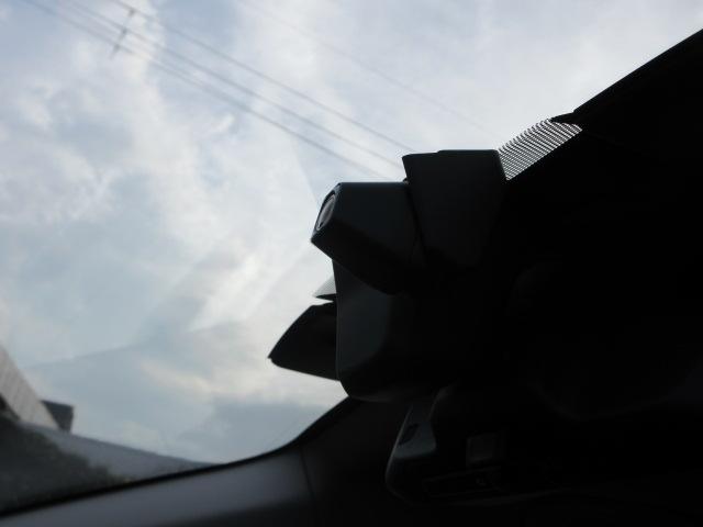 レヴォーグ ＧＴ－Ｈ　ＥＸ　アイサイト　Ｘ　地デジナビ　バックカメラ　サイドカメラ　フロントカメラ　ＳＴＩエアロ　サンルーフ　リヤビークルディデクション　パワーシート　オートビークルホールド　電動パーキングブレーキ　運転席シートメモリ　シートヒーター　ＶＤＣ（11枚目）