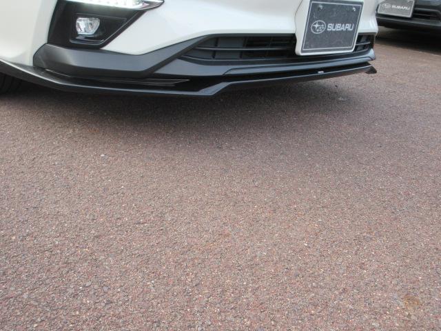 レヴォーグ ＧＴ－Ｈ　ＥＸ　アイサイト　Ｘ　地デジナビ　バックカメラ　サイドカメラ　フロントカメラ　ＳＴＩエアロ　サンルーフ　リヤビークルディデクション　パワーシート　オートビークルホールド　電動パーキングブレーキ　運転席シートメモリ　シートヒーター　ＶＤＣ（12枚目）