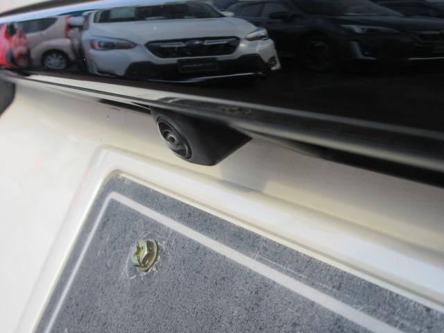 レヴォーグ ＧＴ－Ｈ　ＥＸ　アイサイト　Ｘ　地デジナビ　バックカメラ　サイドカメラ　フロントカメラ　ＳＴＩエアロ　サンルーフ　リヤビークルディデクション　パワーシート　オートビークルホールド　電動パーキングブレーキ　運転席シートメモリ　シートヒーター　ＶＤＣ（18枚目）