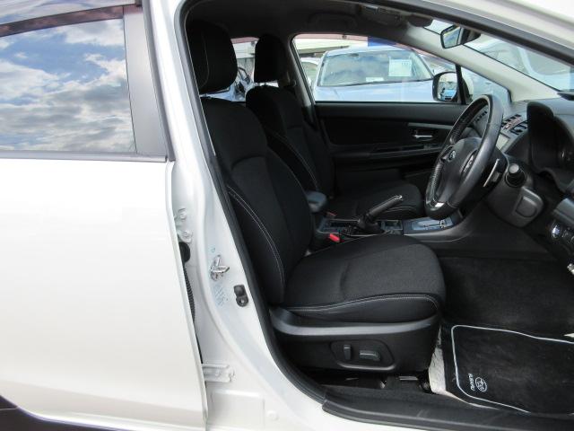 ＸＶ ２．０ｉ－Ｌ　アイサイト　アイドリングストップ　　タイヤ新品　プッシュエンジンスタート　リモコンアクセスキー　マルチファンクションディスプレイ　ＨＩＤヘッドライト　パドルシフト　オートライト　オートエアコン　運転席・助手席パワーシート　ドリンクホルダー（19枚目）