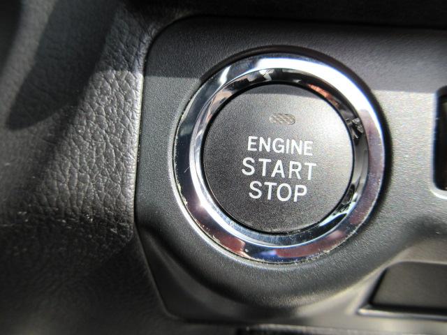 ＸＶ ２．０ｉ－Ｌ　アイサイト　アイドリングストップ　　タイヤ新品　プッシュエンジンスタート　リモコンアクセスキー　マルチファンクションディスプレイ　ＨＩＤヘッドライト　パドルシフト　オートライト　オートエアコン　運転席・助手席パワーシート　ドリンクホルダー（33枚目）