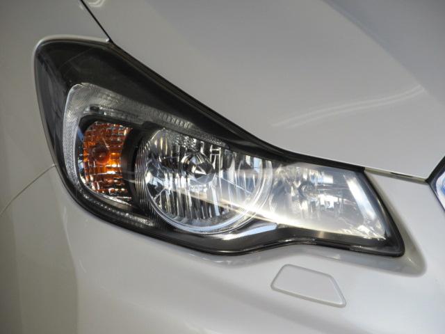 ＸＶ ２．０ｉ－Ｌ　アイサイト　アイドリングストップ　　タイヤ新品　プッシュエンジンスタート　リモコンアクセスキー　マルチファンクションディスプレイ　ＨＩＤヘッドライト　パドルシフト　オートライト　オートエアコン　運転席・助手席パワーシート　ドリンクホルダー（34枚目）