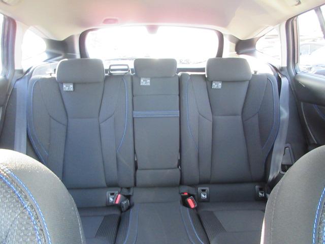 レヴォーグ ＧＴ－Ｈ　ＥＸ　アイサイト　Ｘ　地デジナビ　バックカメラ　サイドカメラ　フロントカメラ　フレキシブルタワーバー　リヤビークルディデクション　パワーシート　オートビークルホールド　電動パーキングブレーキ　運転席シートメモリ　シートヒーター　ＶＤＣ（30枚目）