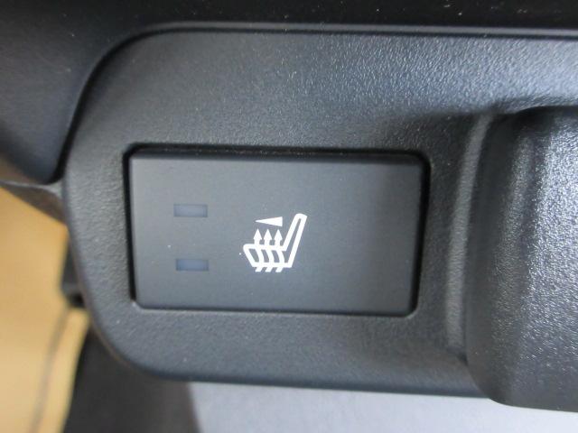 レヴォーグ ＧＴ－Ｈ　ＥＸ　アイサイト　Ｘ　地デジナビ　バックカメラ　サイドカメラ　フロントカメラ　フレキシブルタワーバー　リヤビークルディデクション　パワーシート　オートビークルホールド　電動パーキングブレーキ　運転席シートメモリ　シートヒーター　ＶＤＣ（32枚目）