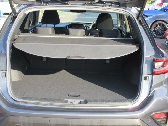 レヴォーグ ＧＴ－Ｈ　ＥＸ　アイサイト　Ｘ　地デジナビ　バックカメラ　サイドカメラ　フロントカメラ　フレキシブルタワーバー　リヤビークルディデクション　パワーシート　オートビークルホールド　電動パーキングブレーキ　運転席シートメモリ　シートヒーター　ＶＤＣ（35枚目）