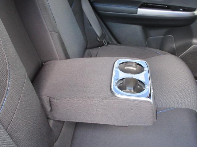 レヴォーグ １．６ＧＴ－Ｓ　アイサイト　地デジナビ　ドラレコ　ＥＴＣ　バックカメラ　サイドカメラ　リヤビークルディデクション　ＡＶＨ　電動パーキングブレーキ　パワーシート　　ＶＤＣ　スマートリヤビューミラー　アイドリングストップ　マルチファンクションディスプレイ（28枚目）