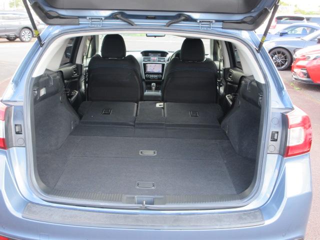 レヴォーグ １．６ＧＴ－Ｓ　アイサイト　地デジナビ　ドラレコ　ＥＴＣ　バックカメラ　サイドカメラ　リヤビークルディデクション　ＡＶＨ　電動パーキングブレーキ　パワーシート　　ＶＤＣ　スマートリヤビューミラー　アイドリングストップ　マルチファンクションディスプレイ（33枚目）