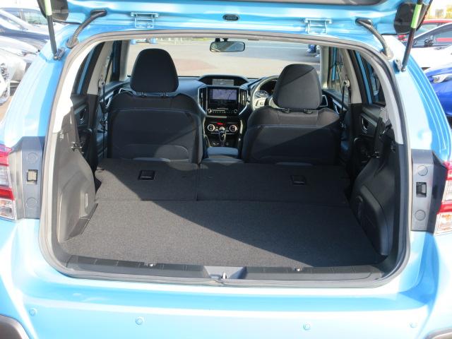 �㕔���Ȕw��������A�|���Β��ڕ����ςݍ��݉\�̂ł��B�ނ��S���t�ȂǕ��L�����g�����������܂��B�܂��A�������h���C�u�ł̉�����Ԓ������o���A��J�y���Ɋ��􂵂Ă���܂��B