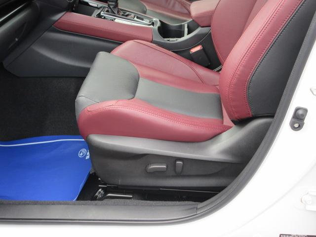 助手席パワーシート搭載で座席の調節が簡単かつ自由自在!	助手席に乗車される方もしっかりとしたシートポジションが、保つことが出来ますので疲れにくい。家族やお友達とのドライブが一段と愉しいものになります。