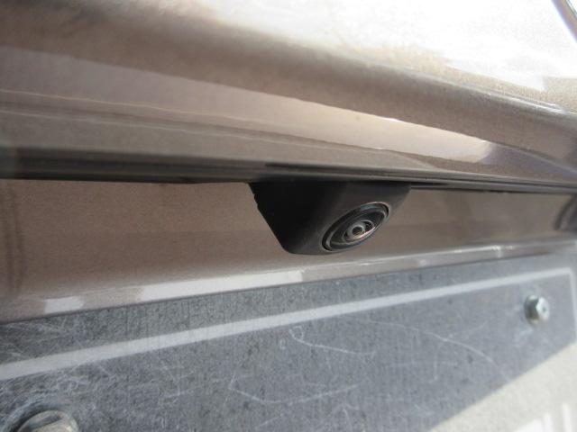 レガシィアウトバック リミテッドＥＸ　アイサイト　メモリ地デジナビ　ＥＴＣ　バックカメラ　サイドカメラ　フロントカメラ　リヤビークルディデクション　オートビークルホールド　自動防眩ルームミラー　Ｘ－ＭＯＤＥ　アイドリングストップ　電動パーキングブレーキ　ＶＤＣ（11枚目）