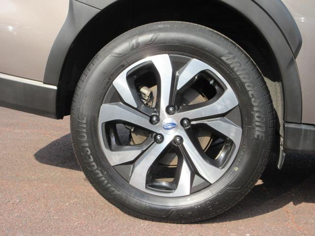 レガシィアウトバック リミテッドＥＸ　アイサイト　メモリ地デジナビ　ＥＴＣ　バックカメラ　サイドカメラ　フロントカメラ　リヤビークルディデクション　オートビークルホールド　自動防眩ルームミラー　Ｘ－ＭＯＤＥ　アイドリングストップ　電動パーキングブレーキ　ＶＤＣ（46枚目）