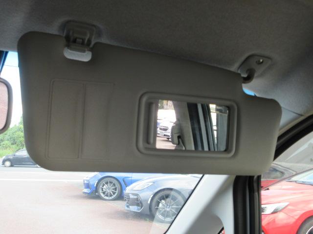 ステラ Ｒ　スマートアシスト　メモリ地デジナビ　ドライブレコーダー　バックカメラ　アイドリングストップ　ＴＦＴマルチインフォメーションディスプレイ　キーレスアクセス＆プッシュスタート　オートエアコン　電動ドアミラー　ハイビームアシスト　ＶＤＣ　運転席シートヒーター（51枚目）