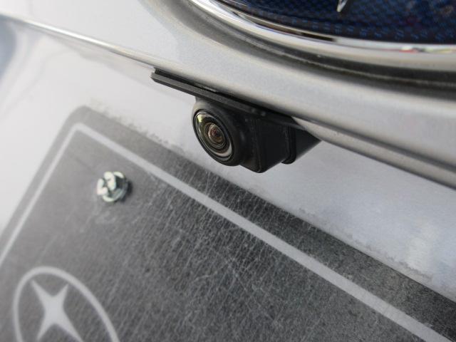 インプレッサスポーツ ２．０ｉ－Ｓ　アイサイト　ＳＤ地デジナビ　ドラレコ　ＥＴＣ　バックカメラ　サイドカメラ　アクセスキ―　リヤビークルディデクション　ヒルホールド　電動パーキングブレーキ　　ＶＤＣ　ＳＲＨ　アイドリングストップ　マルチファンクションディスプレイ　ＵＳＢ電源（14枚目）