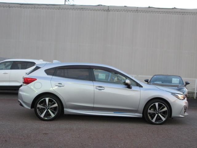 インプレッサスポーツ ２．０ｉ－Ｓ　アイサイト　ＳＤ地デジナビ　ドラレコ　ＥＴＣ　バックカメラ　サイドカメラ　アクセスキ―　リヤビークルディデクション　ヒルホールド　電動パーキングブレーキ　　ＶＤＣ　ＳＲＨ　アイドリングストップ　マルチファンクションディスプレイ　ＵＳＢ電源（26枚目）