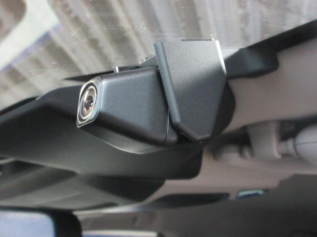 事故やトラブルに巻き込まれたときに真実を動画で残せます。　目撃者がいないときでも、ドライブレコーダーの映像が自分を守ってくれるのですから、とても心強い味方です。