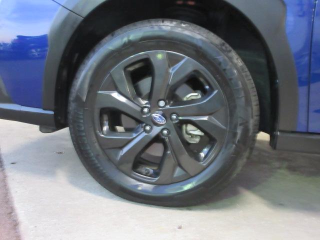 左前　オシャレは足元からが基本！アルミホイールが決まってます！