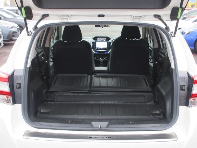 �㕔���Ȕw��������A�|���Β��ڕ����ςݍ��݉\�ł��B�ނ��S���t�ȂǕ��L�����g�����������܂��B�܂��A�������h���C�u�ł̉�����Ԓ������o���A��J�y���Ɋ��􂵂Ă���܂��B