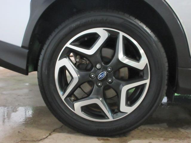 ＸＶ ２．０ｉ－Ｓ　アイサイト　ＳＤ地デジナビ　ドラレコ　ＥＴＣ　バックカメラ　サイドカメラ　ヒルホールド　ＳＲＨ　ＶＤＣ　Ｘ－ＭＯＤＥ　パドルシフト　オートライト　マルチファンクションディスプレイ　ＬＥＤヘッドライト　フォグランプ　電動パーキングブレーキ（8枚目）