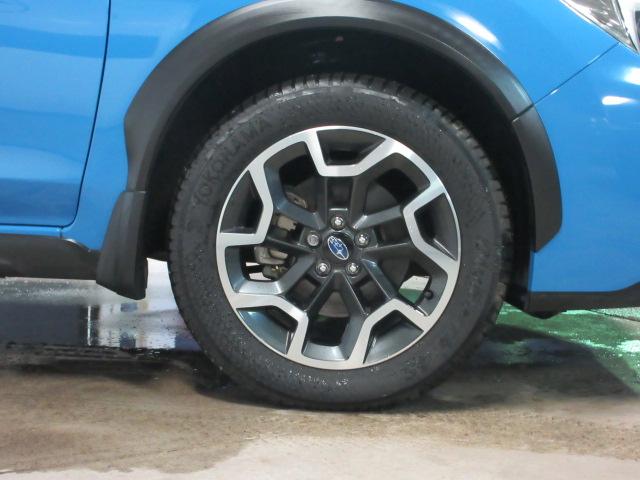 ＸＶ ２．０ｉ－Ｌ　アイサイト　ＳＤ地デジナビ　ＶＤＣ　ＥＴＣ　バックカメラ　ハイビームアシスト　リヤビークルディデクション　アイドリングストップ　リモコンキー　マルチファンクションディスプレイ　ＨＩＤヘッドライト　ＵＳＢ電源　パドルシフト　オートライト（7枚目）