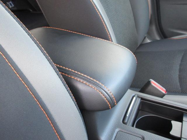 ＸＶ ２．０ｉ－Ｌ　アイサイト　ＳＤ地デジナビ　ＶＤＣ　ＥＴＣ　バックカメラ　ハイビームアシスト　リヤビークルディデクション　アイドリングストップ　リモコンキー　マルチファンクションディスプレイ　ＨＩＤヘッドライト　ＵＳＢ電源　パドルシフト　オートライト（40枚目）