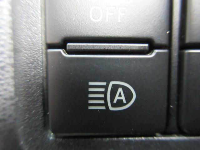 サンバーバン VC スマートアシスト CDオーディオ リモコンキー マニュアルエアコン アクセサリーソケット 光軸調整ダイヤル パワステ オーバーヘッドシェルフ パワーウインドウ 運転席乗降グリップ 助手席乗降グリップ カップホルダー(32枚目)