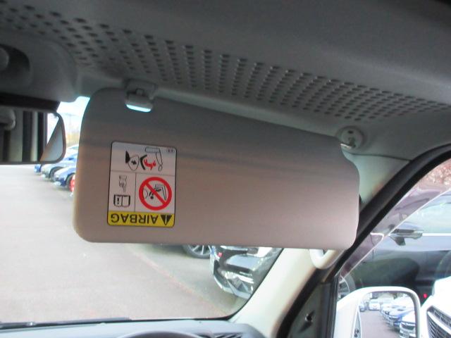 サンバーバン VC スマートアシスト CDオーディオ リモコンキー マニュアルエアコン アクセサリーソケット 光軸調整ダイヤル パワステ オーバーヘッドシェルフ パワーウインドウ 運転席乗降グリップ 助手席乗降グリップ カップホルダー(36枚目)