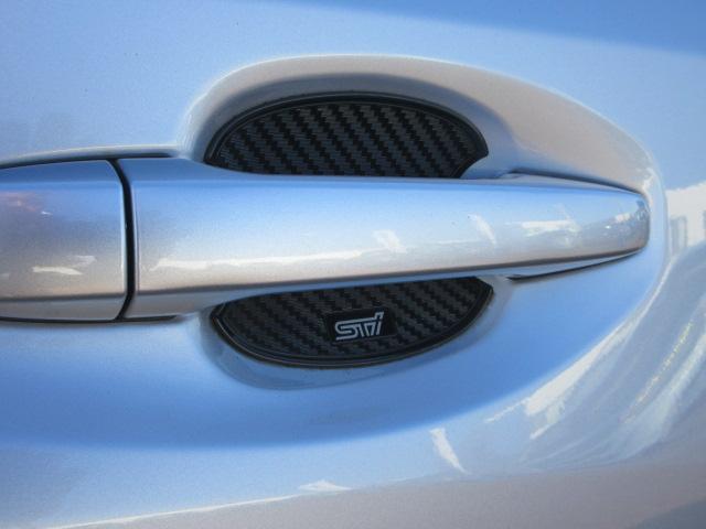 �r�s�h�h�A�n���h���v���e�N�^�[�@�h�A�̊J���ɒ܂Ȃǂ��Ђ������邱�Ƃŕt���{�f�B�̃L�Y�≘���h�~����h�A�n���h���v���e�N�^�[�B�L�Y�h�~�����łȂ��h�A�n���h��������X�|�[�e�B�ɉ��o���܂��B