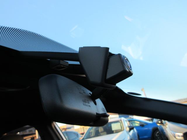 �h���C�u���R�[�_�[���A��������Ă��܂��B�������̎��̂��߁A���S��������܂��B