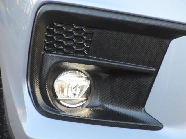 �t�H�O�����v�́A���̒���A�ׂ����Ŏ��E���m�ۂɍœK�ł��B���E�̈����V��ł����S�^�]���\�ł��B���̑����G�߂̏t��H�ɂ��A���S���ďo�������������܂��B