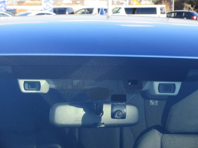 インプレッサスポーツ ２．０ｅ－Ｌ　ＥｙｅＳｉｇｈｔ　地デジナビ　ドラレコ　ＥＴＣ　バックカメラ　サイドカメラ　フロントカメラ　運転席シートメモリ　ＡＶＨ　ＶＤＣ　マルチファンクションディスプレイ　　電動格納ドアミラー　　ＵＳＢ電源　電動パーキングブレーキ　パドルシフト（12枚目）