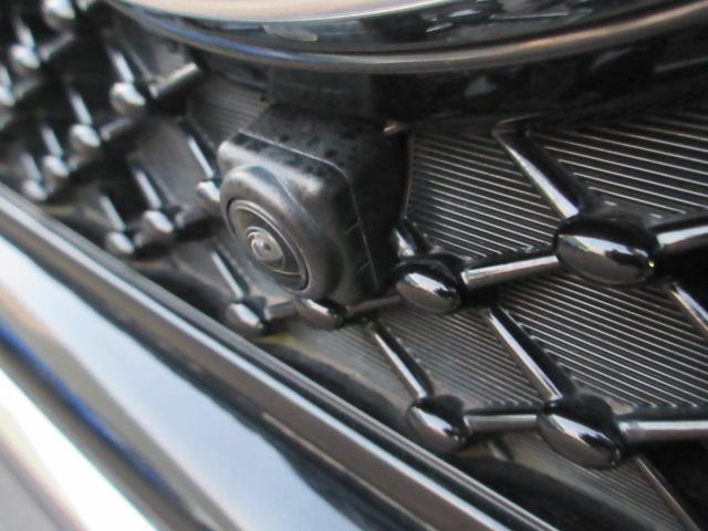 レヴォーグ １．６ＳＴＩＳｐｏｒｔ　　アイサイト　地デジナビ　ＥＴＣ　社外マフラー　ＳＴＩエアロ　フロントカメラ　サイドカメラ　リヤビークルディデクション　　ＡＶＨ　電動パーキングブレーキ　パワーシート　　シートヒーター　ＶＤＣ　トノカバー　アイドリングストップ（13枚目）