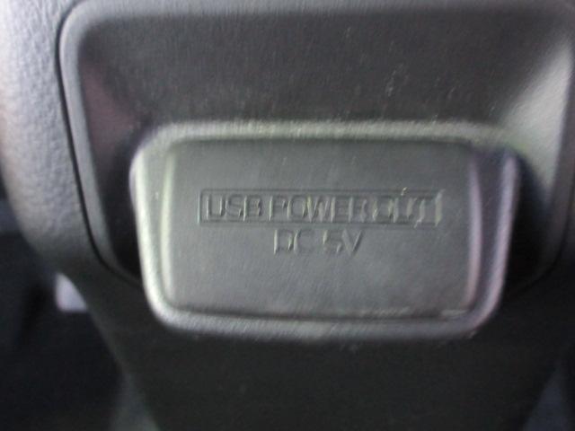 レヴォーグ １．６ＳＴＩＳｐｏｒｔ　　アイサイト　地デジナビ　ＥＴＣ　社外マフラー　ＳＴＩエアロ　フロントカメラ　サイドカメラ　リヤビークルディデクション　　ＡＶＨ　電動パーキングブレーキ　パワーシート　　シートヒーター　ＶＤＣ　トノカバー　アイドリングストップ（18枚目）