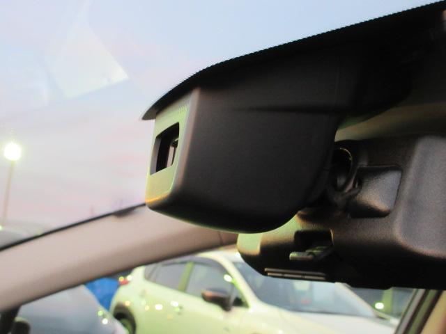 レヴォーグ １．６ＳＴＩＳｐｏｒｔ　　アイサイト　地デジナビ　ＥＴＣ　社外マフラー　ＳＴＩエアロ　フロントカメラ　サイドカメラ　リヤビークルディデクション　　ＡＶＨ　電動パーキングブレーキ　パワーシート　　シートヒーター　ＶＤＣ　トノカバー　アイドリングストップ（23枚目）