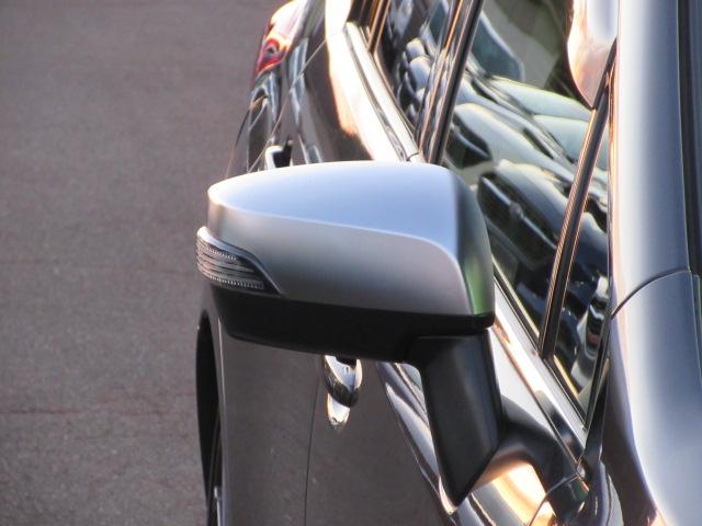 レヴォーグ １．６ＳＴＩＳｐｏｒｔ　　アイサイト　地デジナビ　ＥＴＣ　社外マフラー　ＳＴＩエアロ　フロントカメラ　サイドカメラ　リヤビークルディデクション　　ＡＶＨ　電動パーキングブレーキ　パワーシート　　シートヒーター　ＶＤＣ　トノカバー　アイドリングストップ（42枚目）