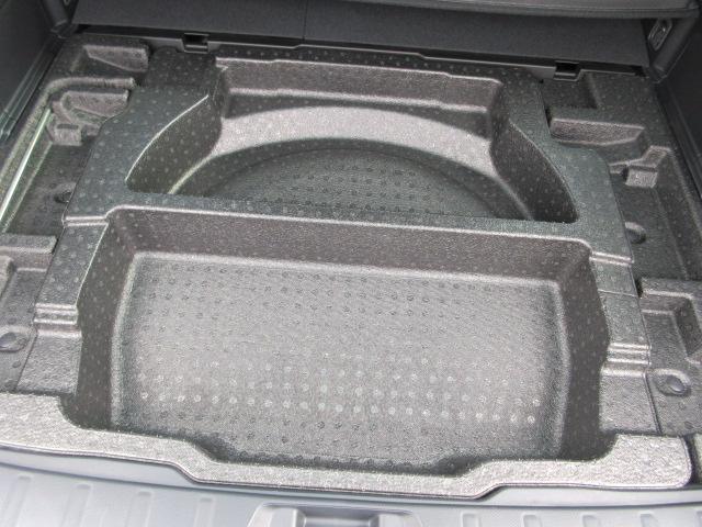 �t���A���ɂ́A�H��⓹��Ȃǂ��X�}�[�g�Ɏ��[�ł����e�ʂ̃T�u�g�����N��p�ӁB