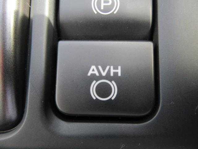 �`�u�g�X�C�b�`�@�@�M���҂��ŁA�u���[�L�y�_�����瑫�𗣂��Ă��A�ԗ��̒�~�ێ�������@�\�ł��B