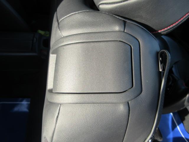 ��Ȃ̏�~������t�����g�V�[�g�o�b�N�̑O�|��������@���A����̃E�H�[�N�C�����o�[���̗p�B�������߂邱�ƂȂ��O�|�����삪�ł���̂ŁA��Ȃւ̏�荞�݂�ו��̐ςݍ��݂��y�ɍs���܂��B