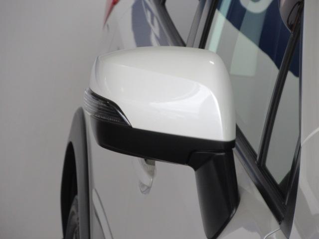 �E�C���J�[�t�h�A�~���[�@�@�@���s�҂⎩�]�ԁA�Ό��ԂȂǂ����₷�����S���Ɍ��ʓI�ł��B