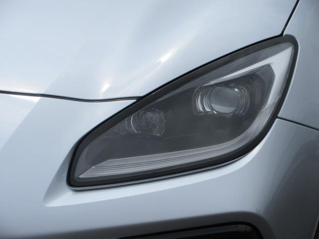 ＢＲＺ Ｓ　地デジナビ　６ＡＴ　ドラレコ　ＥＴＣ　バックカメラ　クルーズコントロール　１８インチアルミホイール　アルミパッド付きスポーツペダル　フルオートエアコン　ＬＥＤヘッドライト　ＬＥＤライナー　キーレスアクセス＆プッシュスタート　　ドリンクホルダー（29枚目）