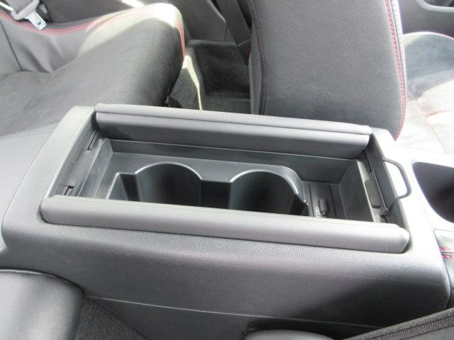 ＢＲＺ Ｓ　地デジナビ　６ＡＴ　ドラレコ　ＥＴＣ　バックカメラ　クルーズコントロール　１８インチアルミホイール　アルミパッド付きスポーツペダル　フルオートエアコン　ＬＥＤヘッドライト　ＬＥＤライナー　キーレスアクセス＆プッシュスタート　　ドリンクホルダー（44枚目）