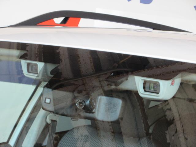 フォレスター Ｘ－ブレイク　ＳＤ地デジナビ　ドラレコ　ＥＴＣ　バックカメラ　サイドカメラ　ＳＲＨ　ＡＶＨ　ＶＤＣ　Ｘ－ＭＯＤＥ　フォグランプ　リヤビークルディデクション　パドルシフト　オートライト　ステアリングヒーター　ＬＥＤヘッドライト　ＬＥＤライナー（8枚目）