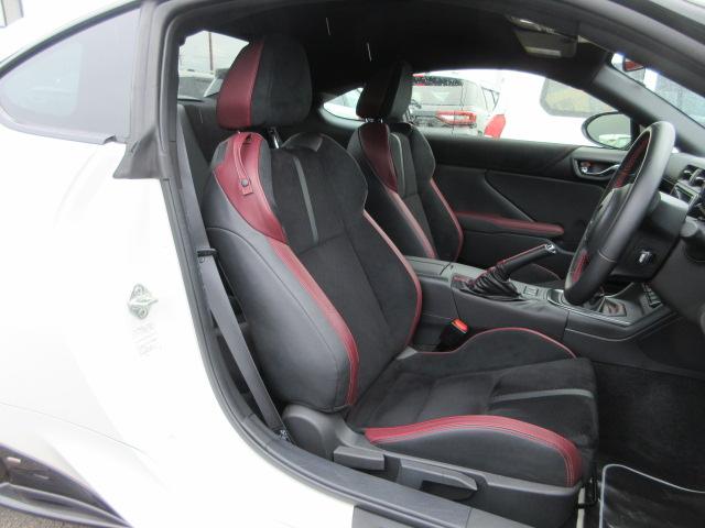 �E���g���X�G�[�h�^�{�v�V�[�g�@��l�̏㎿�ȃX�|�[�e�B����������������B�t�����g�V�[�g�g�̂̒��ݍ��ݗʂƃN�b�V�������͂��œK�����A�������̐ڐG�ʐς��L�����ƂƂ��ɍ����z�[���h���ƃt�B�b�g��������