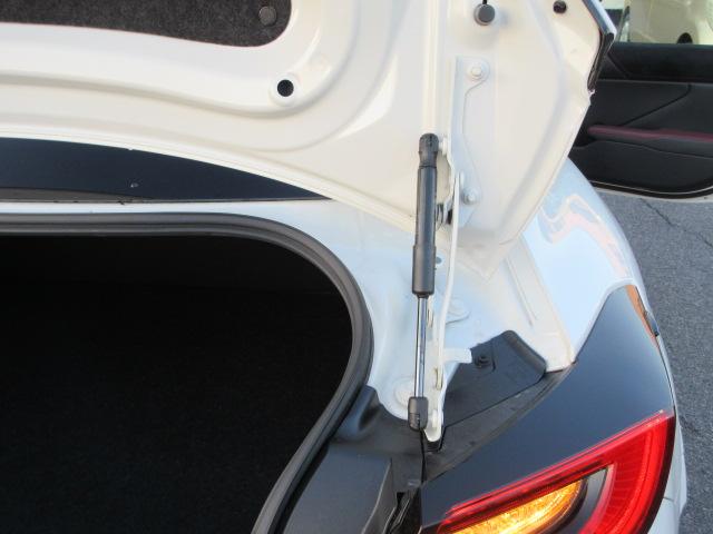 �g�����N���b�h�@�����N�q���W���́A�g�����N���[���O�Ƀq���W�����C�A�E�g����邽�߃f�b�h�X�y�[�X������܂���B