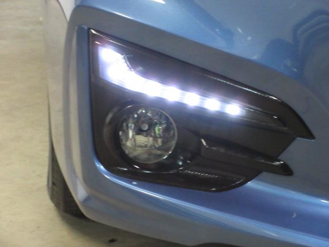 インプレッサスポーツ １．６－ＬアイサイトＳスタイル　地デジナビ　ＥＴＣ　ドラレコ　バックカメラ　アイドリングストップ　マルチファンクションディスプレイ　パドルシフト　オートライト　ＬＥＤヘッドライト　ＬＥＤライナー　電動ドアミラー　ヘッドランプウォッシャー　　オートエアコン　ＶＤＣ（14枚目）