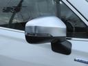 ウインカー付ドアミラー　　　歩行者や自転車、対向車なども見やすく安全性に効果的です。