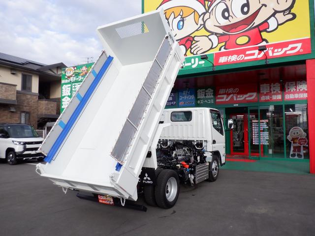 カスタム新明和セーフティローダーダンプ３トン　新規格対応車　１５０馬力　ＬＥＤオートヘッド　ＥＺＧＯ　左右ヒーター電格リモコンミラー　コボレーン　ラジコン　スマートキー　メッキバンパ＆グリル＆コーナーパネル　透明シートカバー　マット　ドアバイザー＆エッジモール(47枚目)